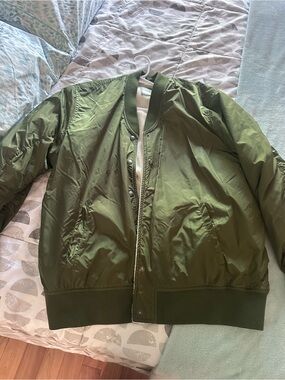 Classic Olive Green Bomber Jacket - Men